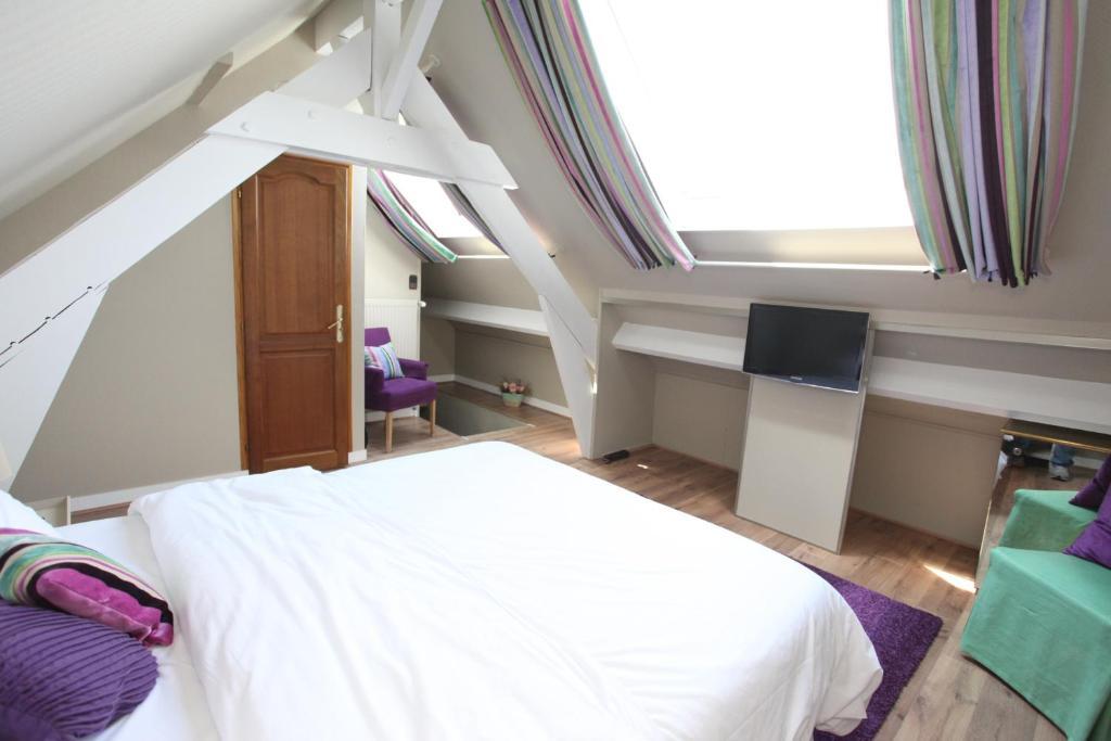 Saint Graal Bed & Breakfast Chamant ห้อง รูปภาพ