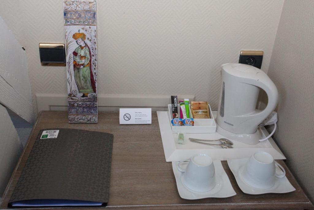 Saint Graal Bed & Breakfast Chamant ภายนอก รูปภาพ