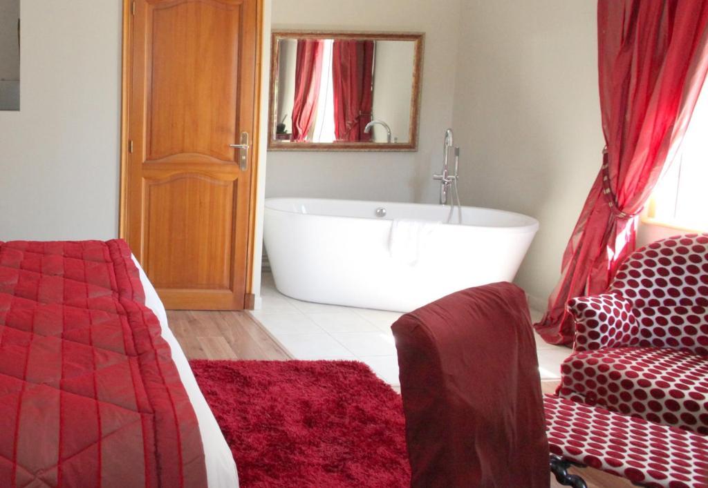 Saint Graal Bed & Breakfast Chamant ห้อง รูปภาพ