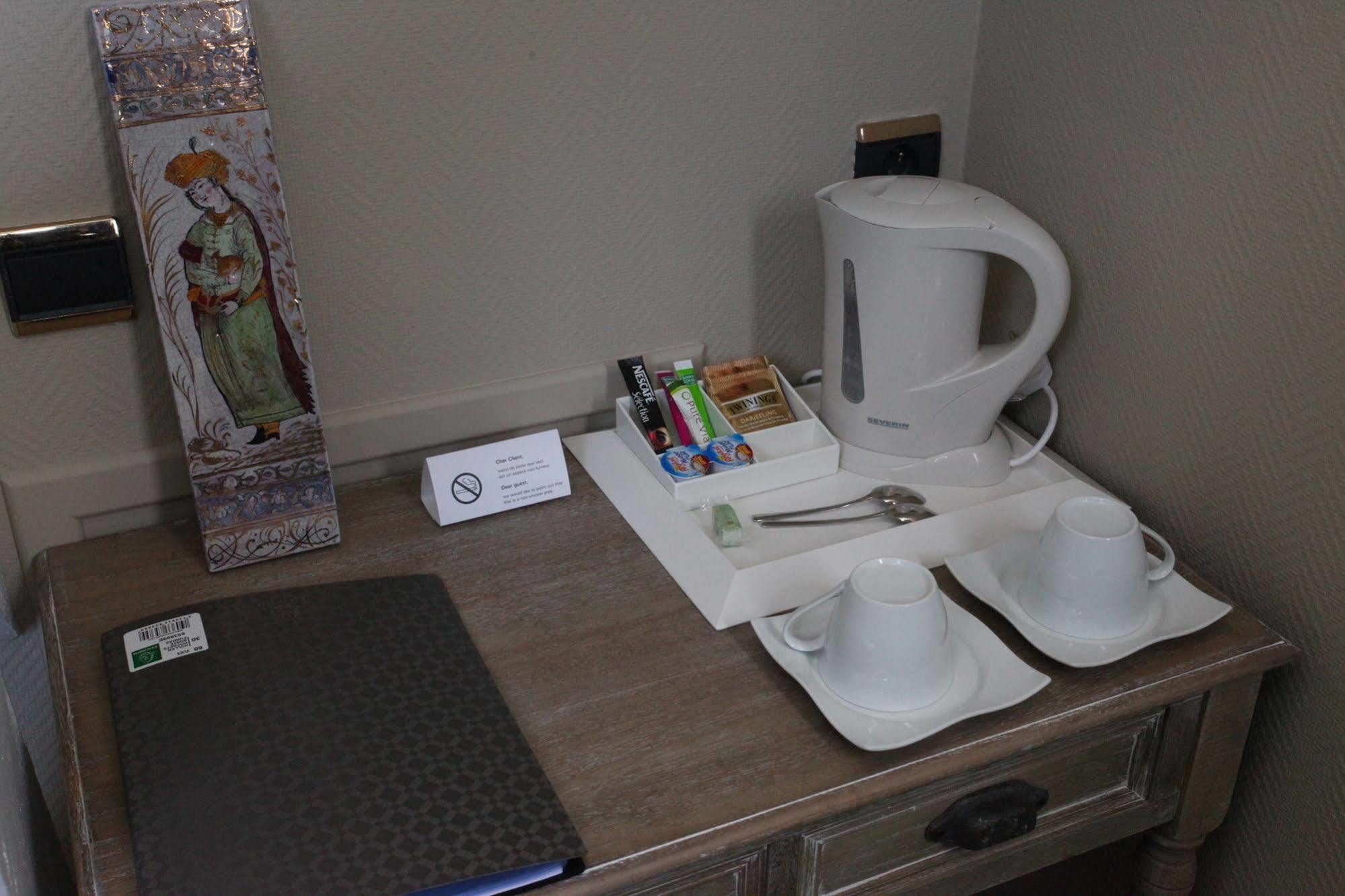 Saint Graal Bed & Breakfast Chamant ภายนอก รูปภาพ