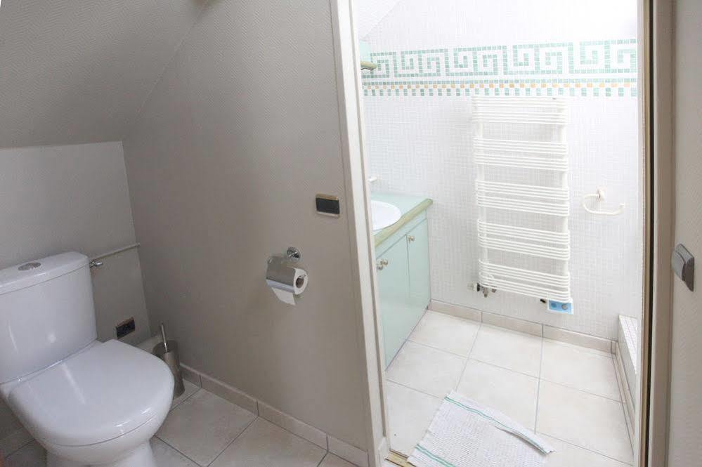 Saint Graal Bed & Breakfast Chamant ภายนอก รูปภาพ