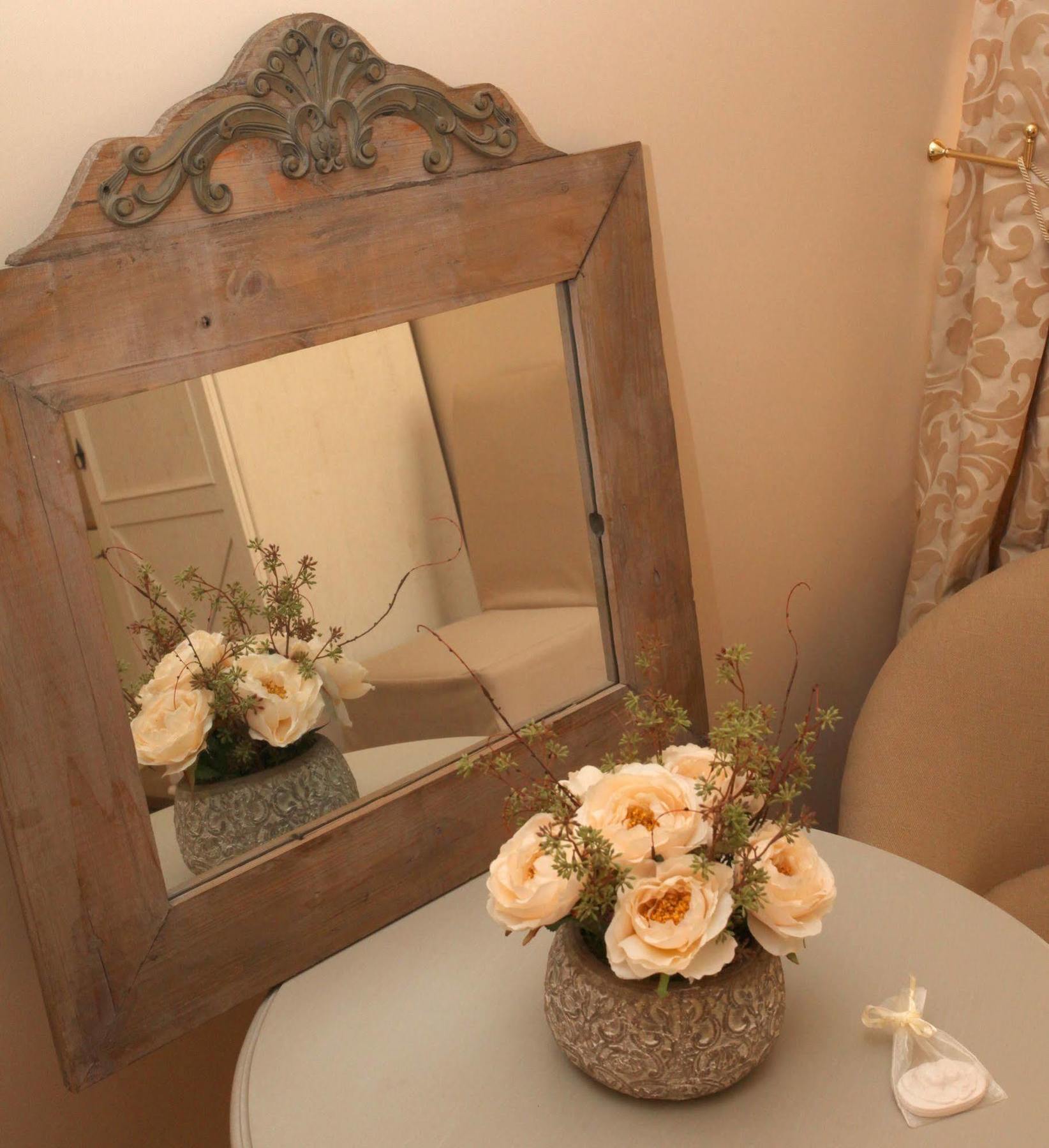 Saint Graal Bed & Breakfast Chamant ภายนอก รูปภาพ